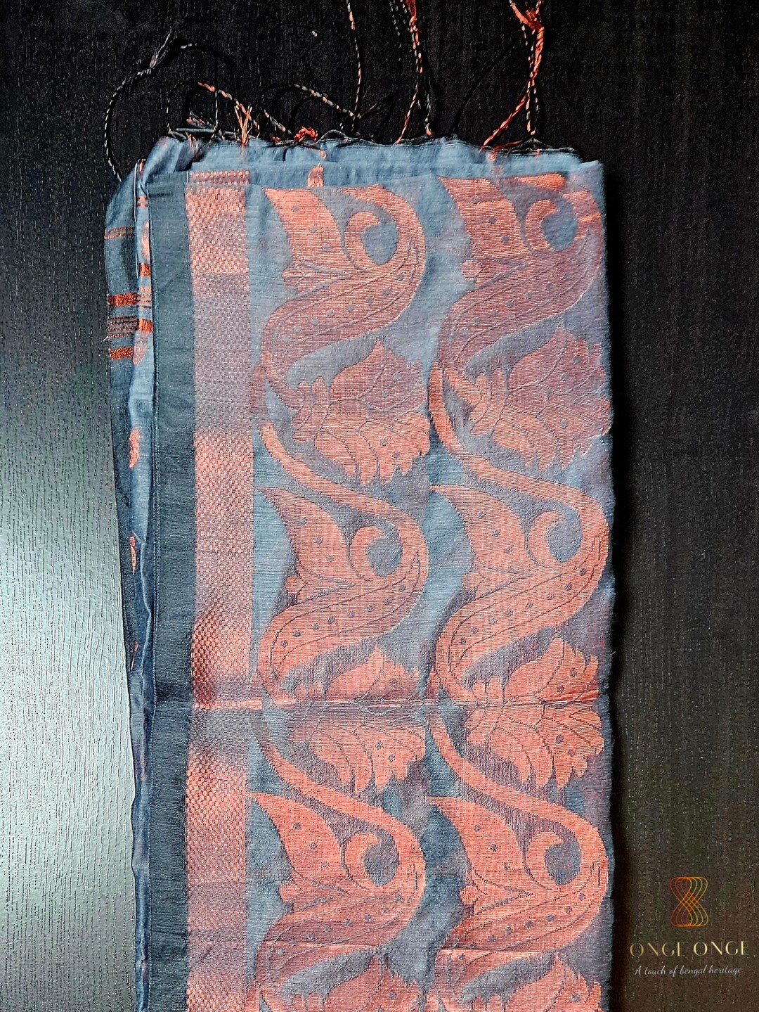 Grey Simple Grain Handloom Saree
