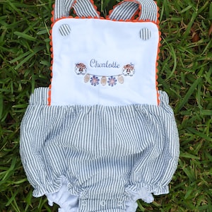 Collegiate Baby Onesie – Seersucker Personalized Bodysuit – Game Day Outfit –University Game Day Onesie – Embroidered College Baby Clothes