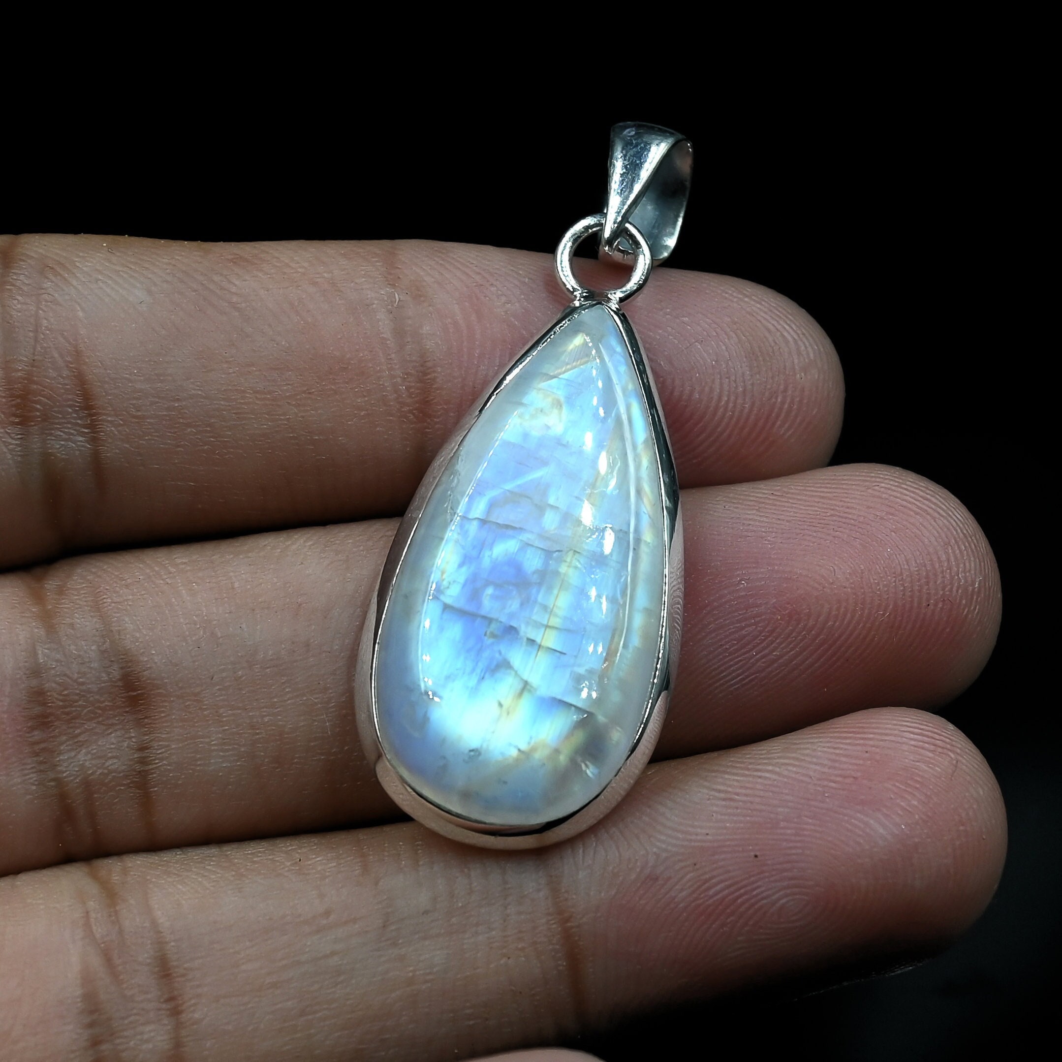 Regenbogen Mondstein Birne Anhänger: 925 Sterling Silber Teardrop Halskette