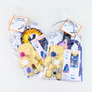 Outer Space Party Favor | Outer Space Birthday | TWO the Moon | Astronaut Party | Outer Space Craft | Kids Party Favor | Class Party Handout