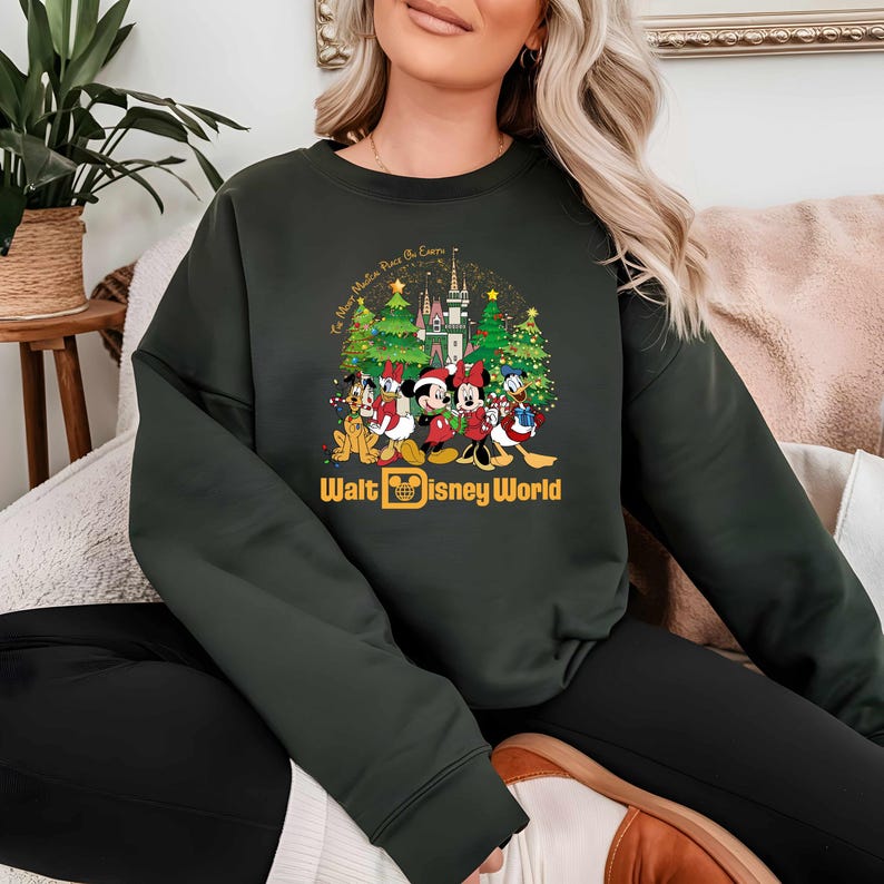Vintage Walt Disney World Christmas Shirt Family Vacation 2024 Hoodie T