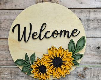 Hand-Painted Sunflower Welcome Door Hanger: Year-Round Home Decor