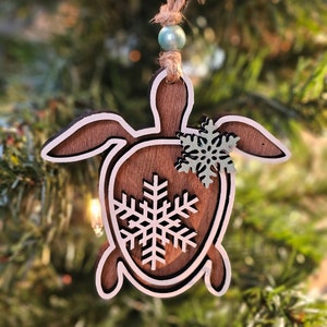 Laser-Cut Turtle Christmas Ornament: Coastal Ocean Decor