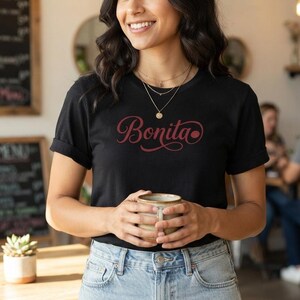 Bonita Tshirt | Spanish Word Cursive Logo Shirt | Minimalist Typography T-Shirt | Script Lettering Graphic Apparel | Aesthetic Casual Tee
