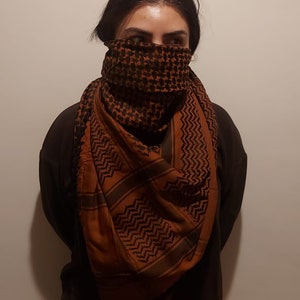 Keffiyeh Palestine Scarf Style, Cotton Arafat Hatta Arab Style Headscarf for Men and Women, Traditional Shemagh with Tassels Limited Edition