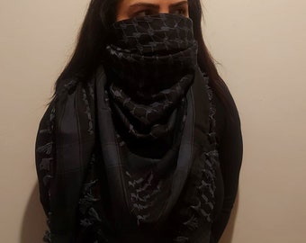 Keffiyeh Palestine Scarf Style, Cotton Arafat Hatta Arab Style Headscarf for Men and Women, Traditional Shemagh with Tassels, Free Palestine