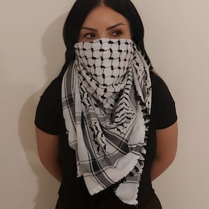 Keffiyeh Palestine Scarf, Cotton Arafat Hatta Arab Style Headscarf for Men and Women, Free Palestine, Traditional Shemagh with Tassels image 1