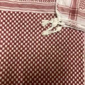 Sciarpa Keffiyeh Palestinese Kufyiah Shemagh tradizionale in cotone con nappe, Foulard in stile arabo Arafat Hatta per uomini e donne, Palestina Maroon/Dark Red