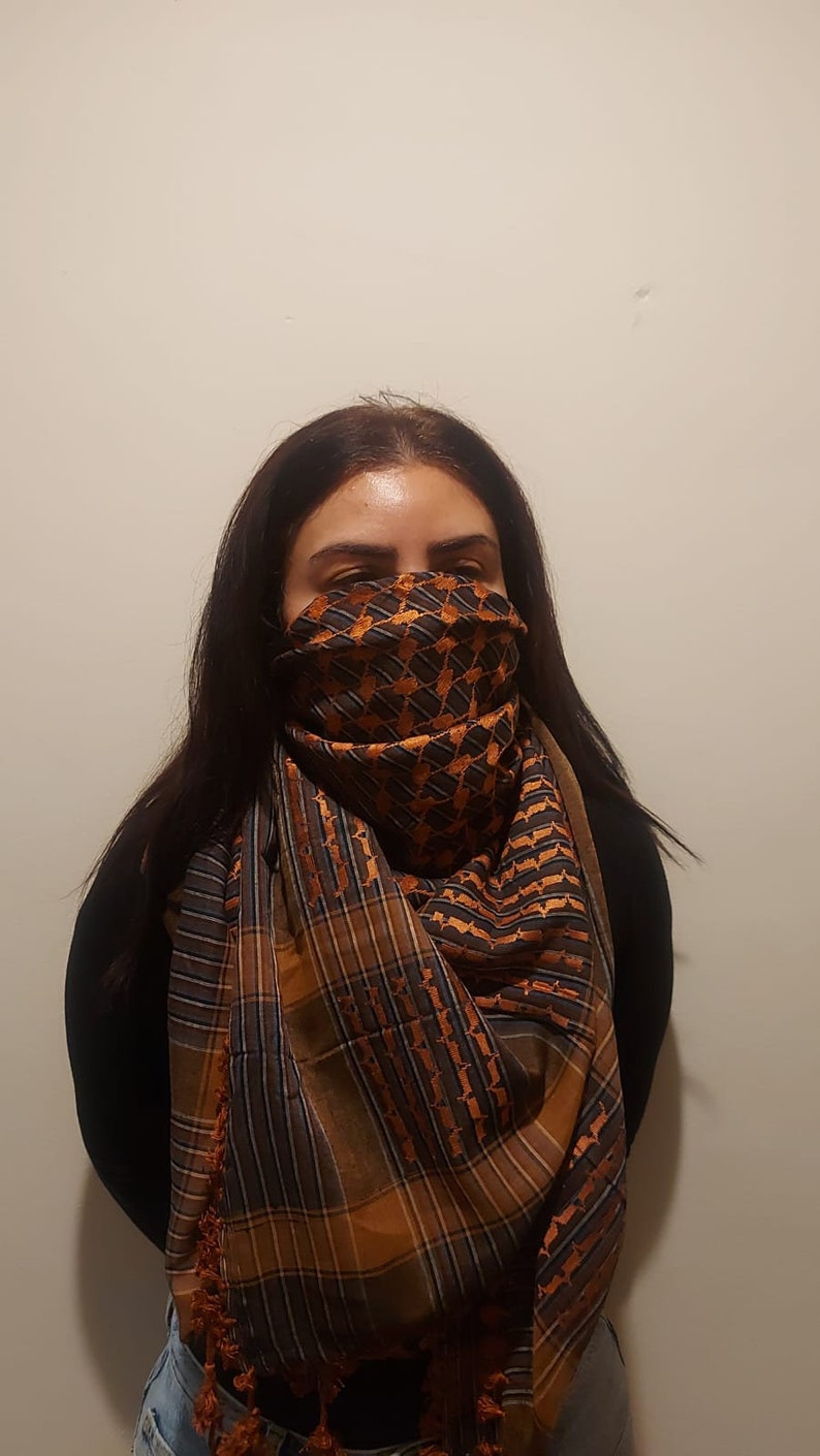 Keffiyeh Palestine Scarf Style, Cotton Arafat Hatta Arab Style Headscarf for Men and Women, Traditional Shemagh with Tassels Limited Edition image 4
