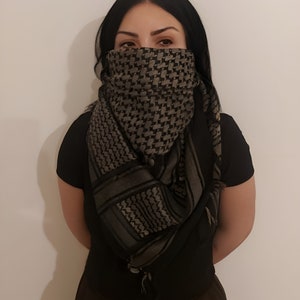 Palestine Scarf Keffiyeh - Traditional Cotton Shemagh with Tassels, Arafat Hatta Arab Style Headscarf for Men and Women, Free Palestine