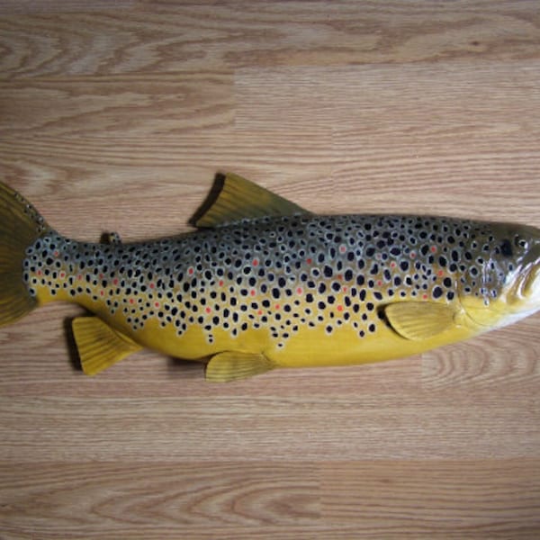 Brown trout, Salmo trutta, river trout, 21-25 inches 3D wall wooden fish, one side hand carved and painted, fishing trophy, fish carving