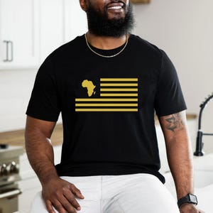 Afroamerikanische Flagge Shirt - Afrika Karte T-Shirt, schwarzes Kulturerbe T-Shirt, Unisex DNA Back Print T-Shirt, schwarzer Geschichtsmonat, Juneteenth Pride Geschenk