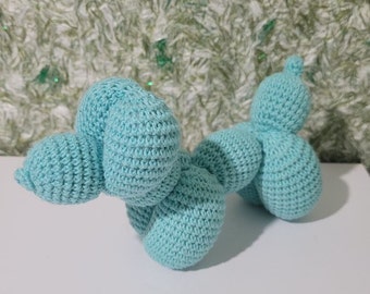 Crochet balloon dog amigurumi toy