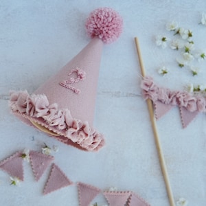 Feesthoedje eerste verjaardag, vilten kegelhoed, decor 1e verjaardag, accessoire babyfotoshoot, aangepaste prinsessenhoed, minifeesthoedje voor 2e verjaardag