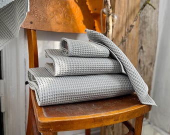Silver Gray Waffle Kitchen Tea Towels, Waffle Weave Towel, Soft Towels For Gym, Bath Towel With Loop, Organic Cotton Hand Towels, Spa Towels