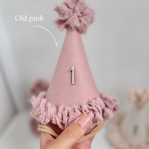 First birthday party hat, Felt party hat, 1st birthday decor, Custom pink cone hat for 2nd party hat, Princess hat, Mini party hat for kids