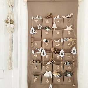 Calendario dell'Avvento riutilizzabile per bambini con tasche e numeri, Calendario di Natale in tessuto, Calendario regalo del conto alla rovescia, Calendario dell'Avvento per bambini