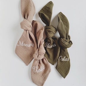 EMBROIDERED muslin table napkins, Organic serviettes, Double gauze napkins for weddings, Napkins with name, Monogrammed cocktail squares