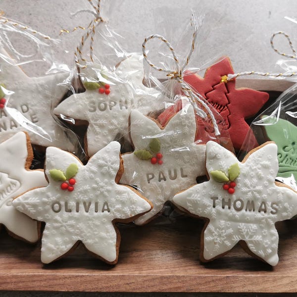 Personalised Christmas Biscuits, Christmas Gingerbread Cookies, Xmas Biscuits, Table place name, Gifts For Friends