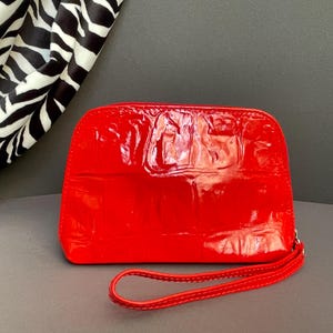 Borsa cosmetica da donna in pelle verniciata rossa