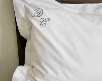 Pillowcases | Embroidered oxford pillowcases - Script initials