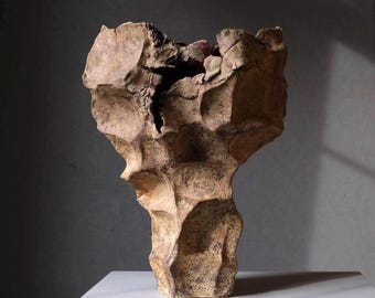 Handbuilt Stoneware Vase, Organic Sculptural Centerpiece for Japandi and Modern Interiors