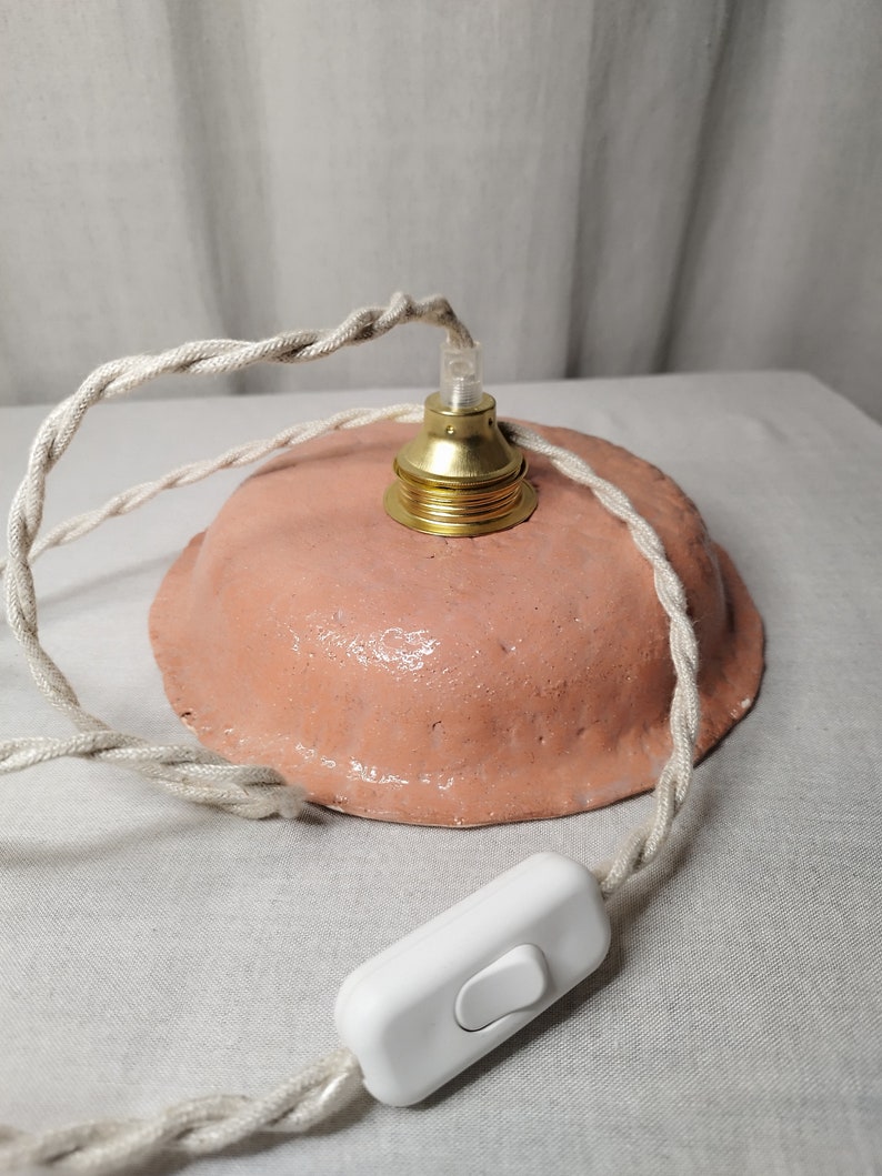 suspension, en plafonnier ou en baladeuse, forme chapeau, vieux rose effet granulé MM image 8