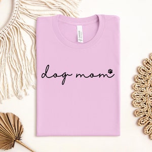 Dog Mom Shirt, Dog Mama Shirt, Dog Mom Gift, Dog Mom T shirt, Dog Mom T-Shirt, Dog Mom Tee, Fur Mama, Dog Mom Shirt for Women