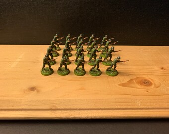 20 Painted Axis and Allies Game Pieces.  US Infantry.