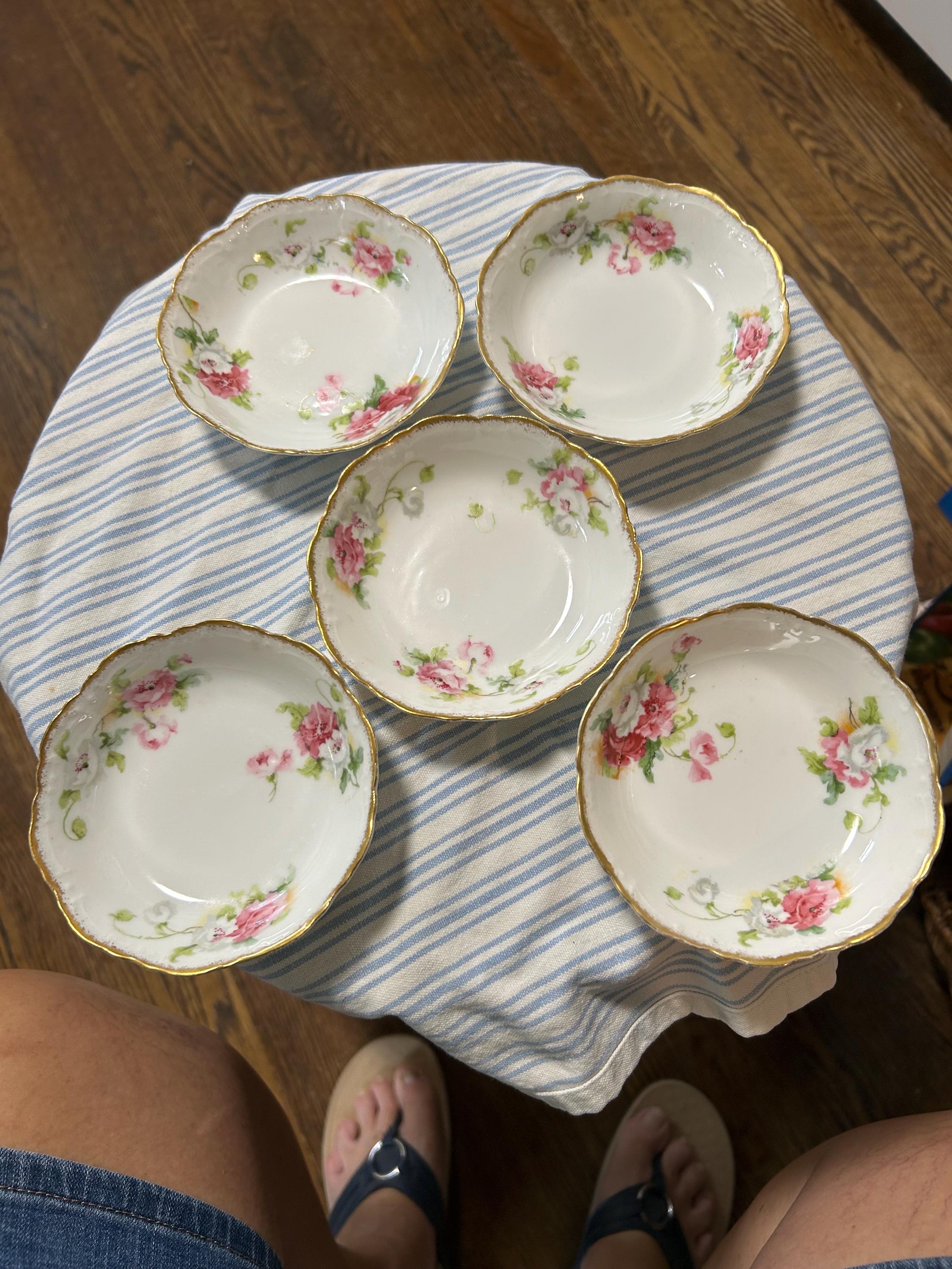 LIMOGES 手描き プレート Vintage Limoges Signed and Hand Painted Decorative Plate - L.R.L.