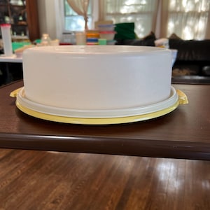 Tupperware cake carrier - Etsy 日本