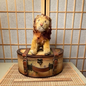 Steiff Vintage Lion