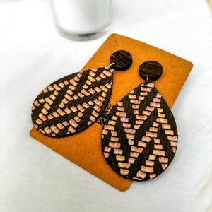 Stylish Leather Teardrop Earrings – Trendy Statement Jewelry, Cowgirl Earrings, Southwestern Jewelry, Unique Gifts for Her