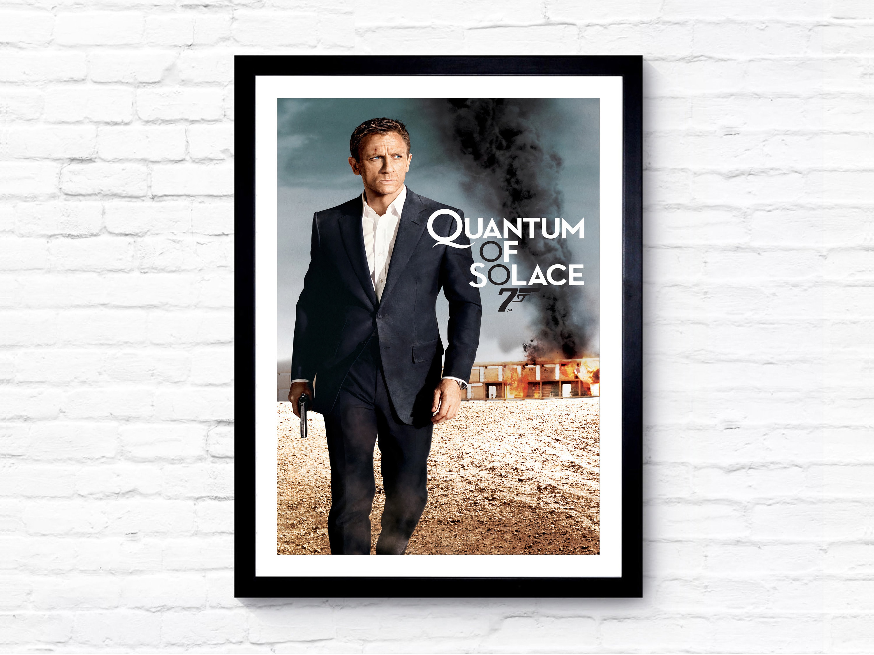 Pin by Adriana Gonçalves on Series | James bond movie posters, James bond  movies, Bond movies, image size:3000x2250