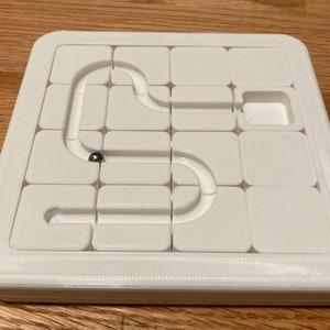 3D Printed Sliding Ball Puzzle