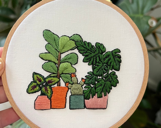 Plant embroidery finished hoop, botanical aesthetic , embroidery gift, housewarming gift, fiddle leaf fig embroidery, monstera embroidery