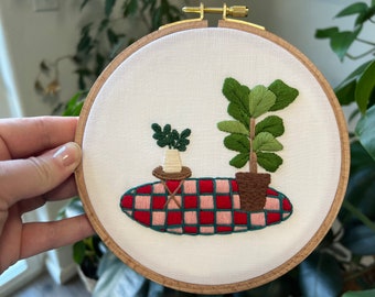 Plant embroidery, finished hoop, botanical embroidery, embroidery gift, housewarming gift, fiddle leaf fig embroidery, retro embroidery,