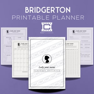 Puede incluir: Un planificador imprimible inspirado en la serie Bridgerton. El planificador presenta un diseño en blanco y negro con una silueta de una mujer en un círculo. El texto "Bridgerton Printable Planner" y "Cult Classics" es visible en la portada.