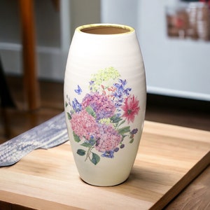 Handcrafted Vase 10in, Flower vase, Handmade Vase, Ceramic vases, Pottery gift, Gift for mom, Pottery Vase, New home gift, Housewarming Gift