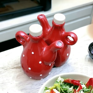 Handmade Ceramic Duo Oil and Vinegar Dispenser Set, Handmade Oil Bottle, Gift for her, Ceramic dispenser, Kitchen Essentials, Gift for mom