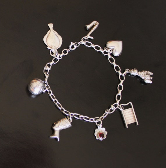 Bracelet Ancien Vintage Argenté Avec Breloques - Longueur 19-20cm - Style Bohème - Occasion Bon état