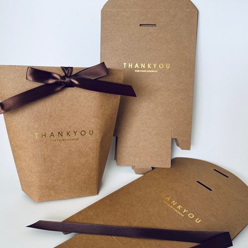 Boîte cadeau de remerciement kraft marron avec ruban