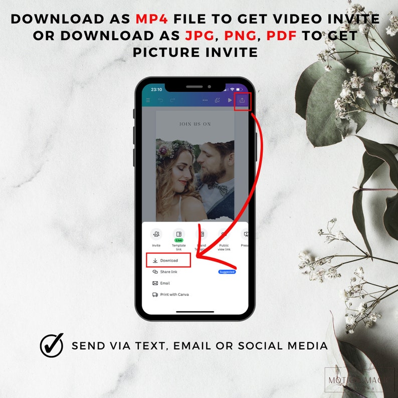 Puede incluir: Una captura de pantalla de un tel&eacute;fono m&oacute;vil que muestra una aplicaci&oacute;n de dise&ntilde;o de invitaciones de boda. La aplicaci&oacute;n permite a los usuarios descargar la invitaci&oacute;n como un video en formato MP4 o como una imagen en formato JPG, PNG o PDF. La pantalla muestra una invitaci&oacute;n de boda con una foto de una pareja y el texto "JOIN US ON".