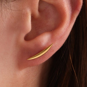 Cartilage Earring, Crescent Moon Helix Earring, Sterling Silver Minimalist Stud Piercing,Dainty Jewelry Ear Cuff Earring, Helix Stud Earring