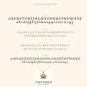 Puede incluir: Un gr&aacute;fico que muestra diferentes estilos de fuente, siendo la fuente destacada "Font 89". La fuente es un estilo de escritura cursiva. El gr&aacute;fico tambi&eacute;n incluye el texto "TINY TOUCH COLLECTIONS".