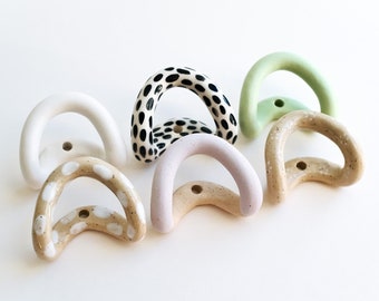Ganchos de pared de cerámica XL, decorativos, hechos a mano, con diseño colorido y divertido para colgar en la pared.
