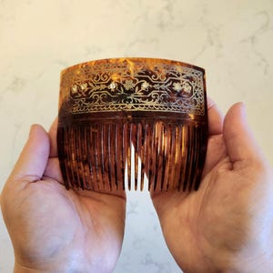 Antieke, zeldzame ENORME Victoriaanse of Edwardiaanse decoratieve grote celluloid nep-schildpadhaarkam Uitstekende staat