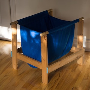 Laundry Hamper Plans - DIY with detachable laundry bag