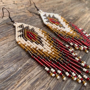 Glasperlen Ohrringe | Fransen Ohrringe | Perlenarbeit | rocailles perlen schmuck | lange Ohrringe | einheimischer Stil | Boho Ohrringe | Ethno-Schmuck
