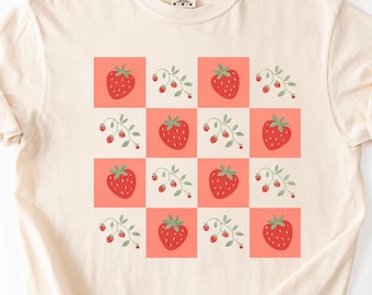 Jordgubbsrutig skjorta, Cottagecore fruktt-t-shirt, bondens marknad-t-shirt, sommargrafikt-t-shirt, söt jordgubbströja, trädgårdsestetisk topp